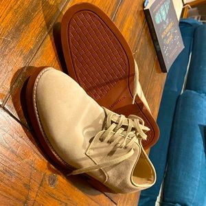 Men’s 9.5 Land’s End Classic Bucks